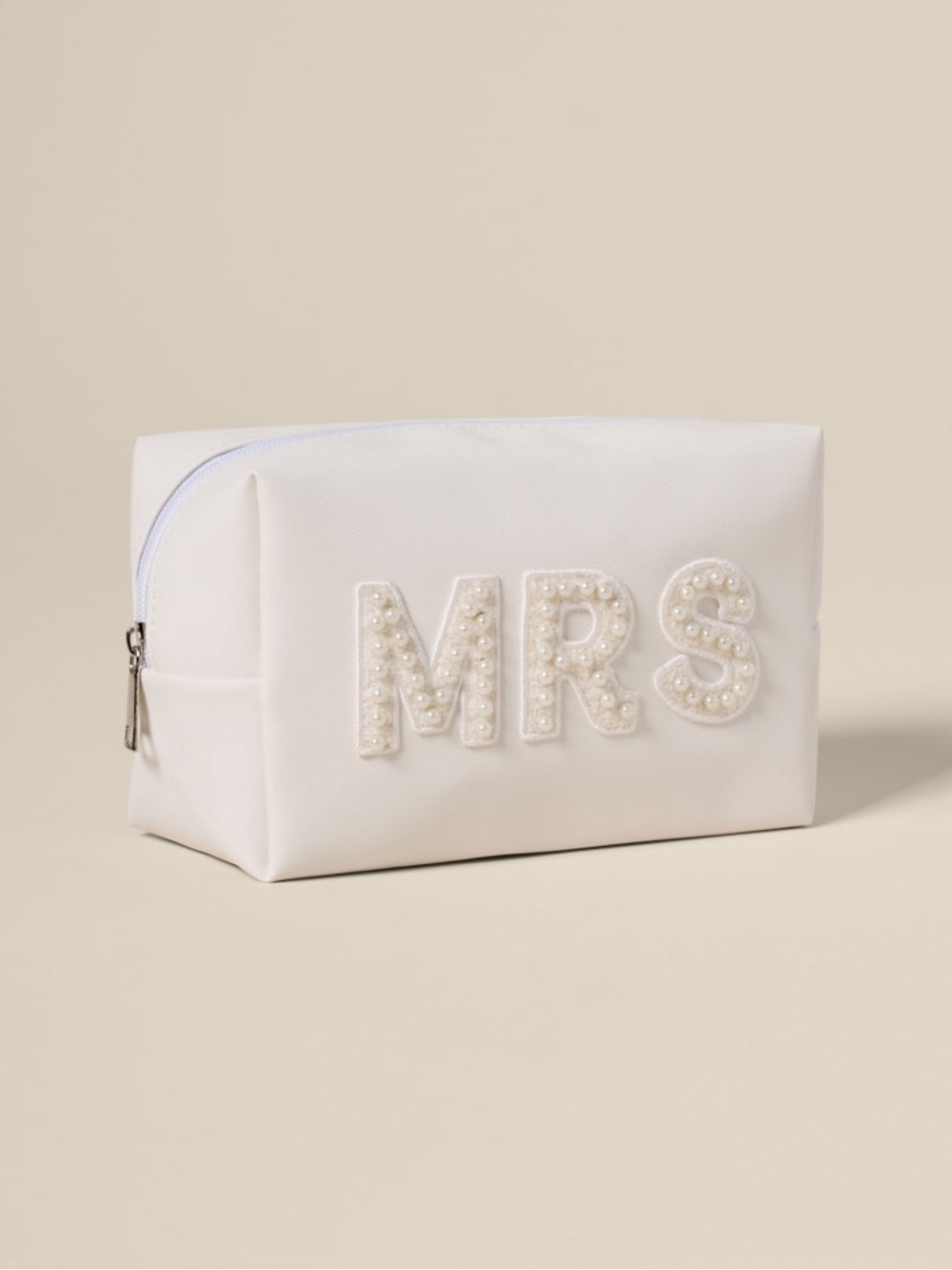 NWT Francesca’s Mrs Pearl Cosmetic Bag